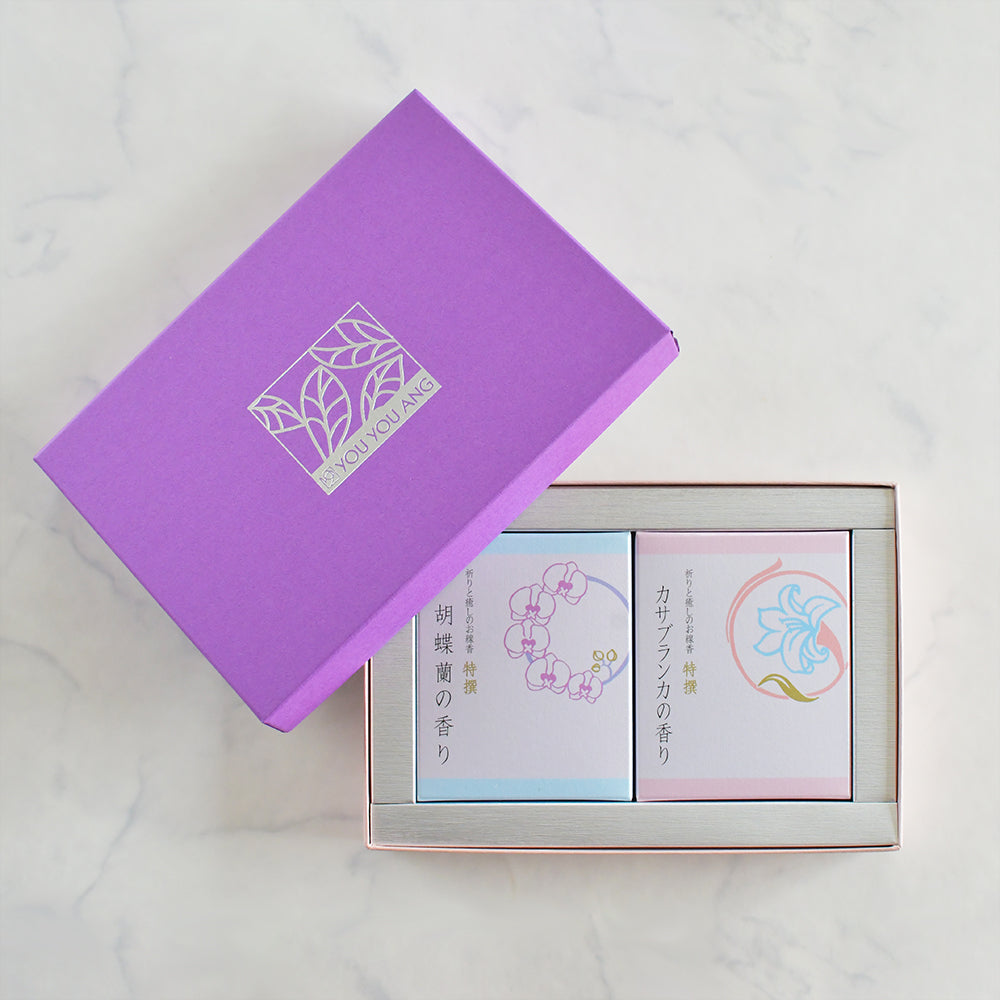 ショートサイズお線香のご進物　胡蝶蘭とカサブランカ(ふた有)